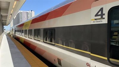 انطلاق أولى رحلات قطارات 