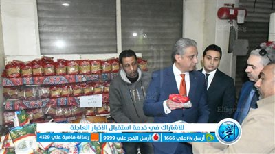 محافظ الفيوم يتابع سير العمل ويطمئن على توافر السلع بفرع الشركة المصرية بالحواتم 