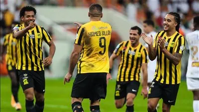 بمشاركة حجازي وطارق.. الاتحاد يقسو على التعاون في دوري روشن السعودي 