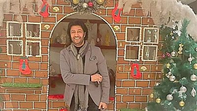 سامح يسري يحتفل بالكريسماس (صور)