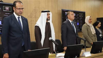 رئيس جامعة عين شمس يفتتح مؤتمر 