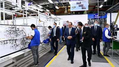 المجمعات الصناعية مبادرة رئاسية وفرة 155 ألف فرصة عمل للشباب باستثمارات 48 مليار جنيه