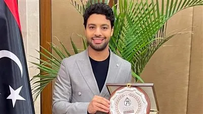 تكريم أحمد جمال من حفل العيد الوطني الليبي