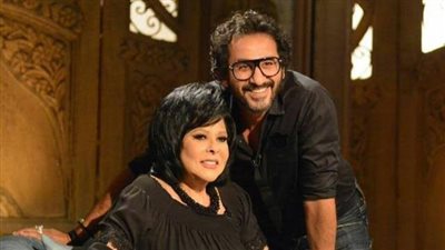 أحمد حلمي يدعو لـ إسعاد يونس بالشفاء بعد وعكتها الصحية