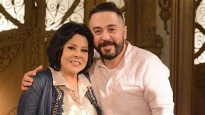 عمرو عبدالعزيز يدعو بالشفاء للفنانة إسعاد يونس