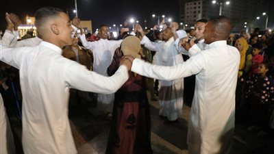 أجواء احتفالية بالعام الميلادي الجديد 2023 بمختلف الشوارع والميادين بأسوان (صور فيديو)