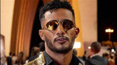 محمد رمضان: كنت ساكن في بيت مساحته 70 متر.. وأمي كانت بتفصل ملابس للستات