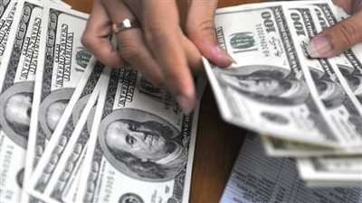 سعر الدولار اليوم في محافظة أسيوط.. تفاصيل جديدة بشأن العملة الأمريكية الآن