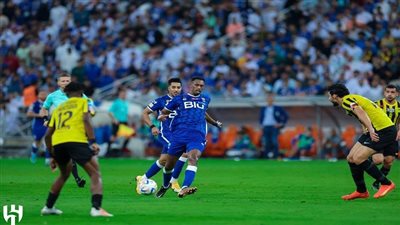 عاجل.. طارق حامد يثير غضب جماهير الهلال أمام الاتحاد (فيديو)