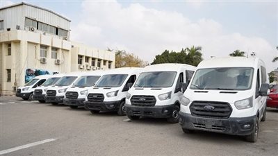 وزارة التخطيط والتنمية الاقتصادية تسلم قطاع الأحوال المدنية 18 مركز تكنولوجي متنقل جديد لخدمة المواطنين