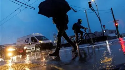 انقطاع الكهرباء عن 500 ألف منزل وشركة في كاليفورنيا