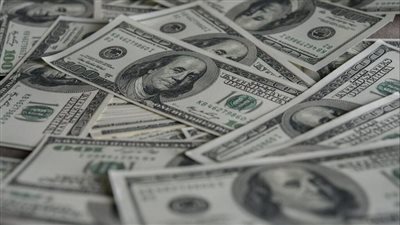 آخر تطورات سعر الدولار اليوم الإثنين 9 يناير في بداية التعاملات الصباحية