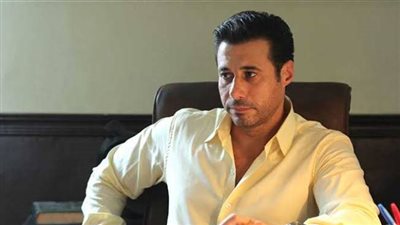 أحمد السعدني ينشر صورة له من كواليس مسلسله 