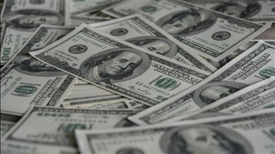 سعر الدولار في بداية تعاملات اليوم بجميع البنوك