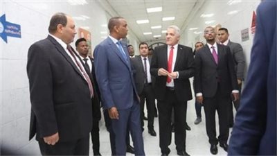 رئيس وزراء الصومال يتفقد معهد صحة الحيوان ويؤكد على أهمية الاستفادة من الخبرة المصرية