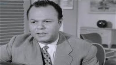 هدد بالقتل عند رغبته بالغناء منذ الطفولة وضحى بمرتبه في الإذاعة.. محطات عبدالعزيز محمود في عيد ميلاده