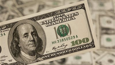 عاجل| تايم لاين.. مفاجآت مدوية بشأن سعر الدولار اليوم أمام الجنيه المصري