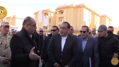 شاهد.. جولة رئيس الوزراء في شمال سيناء لمتابعة تنفيذ المشروعات التنموية