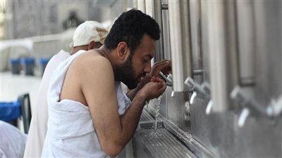 ما هي أهمّ فوائد الاغتسال بماء زمزم؟