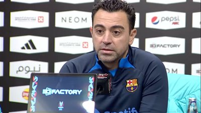 تشافي: مصدوم مما حدث لأسطورة برشلونة.. وهذا ما سبب رحيل ديباي