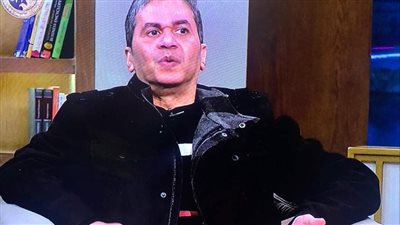 الفنان عمرو محمد علي: زوجتي تخلت عني وابنتي لاتزورني وأمي وأخواتي هم السند 