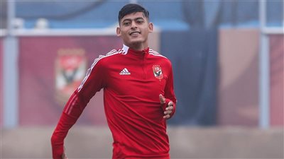 الضاوي يوجه رسالة لجماهير الأهلي.. ويكشف عن سر تسميته بلقب 