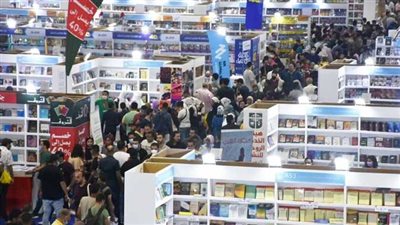 ناقد: أنشطة ثقافية عديدة تنتظر الأطفال في معرض الكتاب هذا العام 