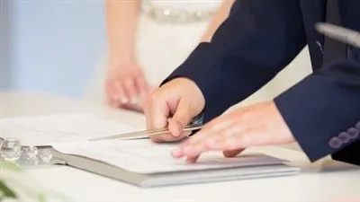 محام يُطالب الشباب بكتابة هذا البند في قائمة المنقولات (فيديو)