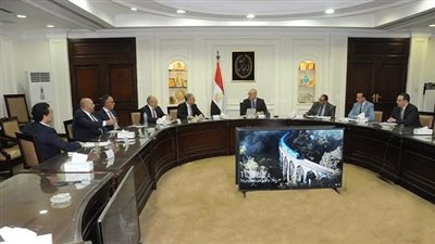 وزير الإسكان يلتقى مسئولى مجلس العقار المصري لمناقشة التحديات التي تواجه قطاع التطوير العقاري