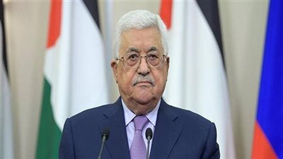 عباس يصدر مرسومًا دستوريًا يحدد من يتولى رئاسة السلطة الفلسطينية في حال شغور المنصب