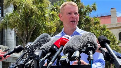 الحزب الحاكم في نيوزيلندا يقر تولي كريس هيبكنز رئاسة الوزراء