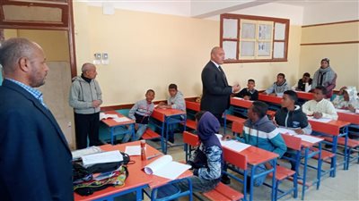 رئيس أبومناع غرب يتابع سير امتحانات الشهادة الإعدادية