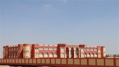 وزير الإسكان يستعرض ما تم تنفيذه من مشروعات بمدينة السادات