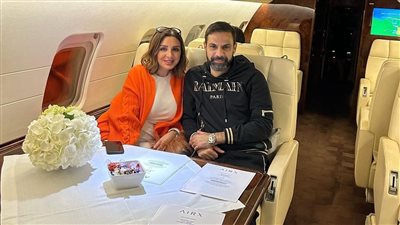 أمير طعيمة يشارك جمهوره عبر إنستجرام بصور له رفقة أنغام من joy awards والسفر إليها