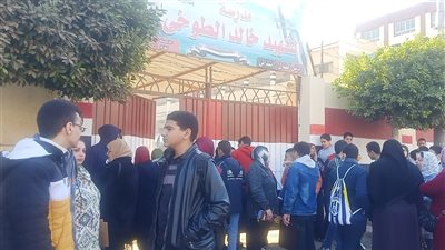 في 595 لجنة.. طلاب الإعدادية في الدقهلية يؤدون امتحان الهندسة اليوم