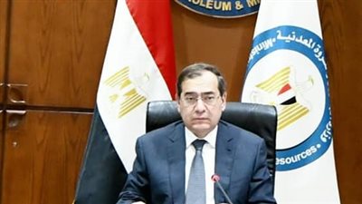 عاجل.. وزير البترول: لا نمتلك رفاهية الوقت.. ويوجه بتكثيف أنشطة البحث والتنقيب 