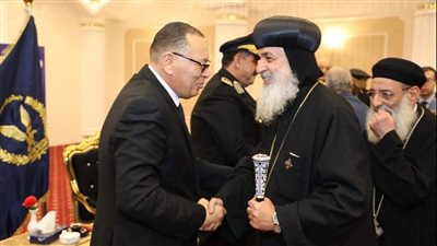 تفاصيل زيارة الأنبا مقار لمديرية أمن الشرقية لتقديم التهنئة بعيد الشرطة