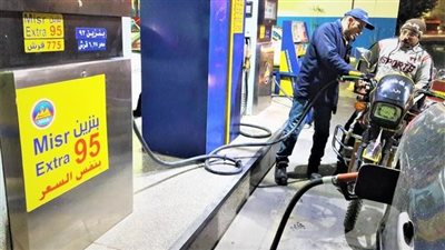 أسعار البنزين والسولار بمحطات الوقود اليوم الجمعة 