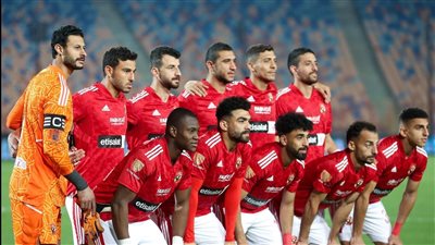 عاجل.. نجم الأهلي خارج قائمة كأس العالم للأندية