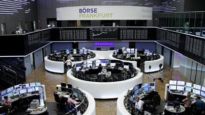 انخفاض الأسهم الأوروبية اليوم الجمعة تحت وطأة تراجع قطاع البنوك