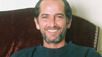 في الذكرى الأولى لوفاته.. محطات من حياة هشام سليم 