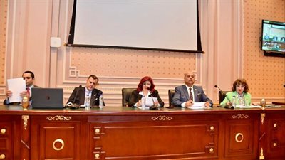 عيسى يشارك في اجتماع لجنة السياحة والطيران المدني بمجلس النواب