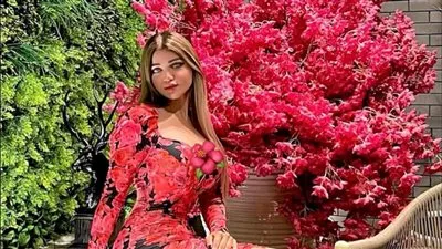 شاهد.. ياسمين الخطيب تخطف الأنظار في أحدث إطلالة لها