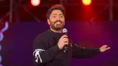 خاص..تعرف على هدية تامر حسني لجمهوره في عيد الحب