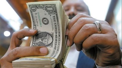 تحديث مستمر.. كل ما تريد معرفته عن سعر الدولار الآن في البنوك