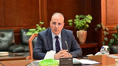 وزير الري: تدبير ١٣٤ قطعة لإنشاء ١٤٩ مشروعا خدميا بـ ١٦ محافظة