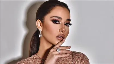 بإطلالة كلاسيكية.. بلقيس تخطف الأنظار في أحدث ظهور