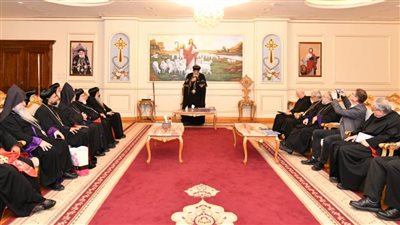 البابا تواضروس يستقبل لجنة 