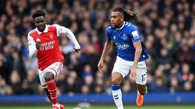 أضفهم مجانا.. تردد القنوات المفتوحة الناقلة لمباراة آرسنال وإيفرتون اليوم في الدوري الإنجليزي دون تشفير