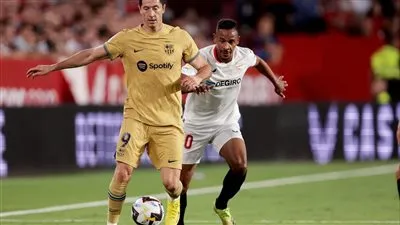 10 قنوات مفتوحة تنقل مباراة برشلونة وإشبيلية اليوم الأحد 5 فبراير 2023 في الدوري الإسباني.. استقبلها مجانًا الآن